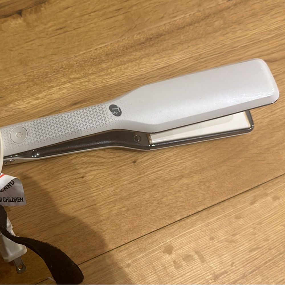 T3 Straightener